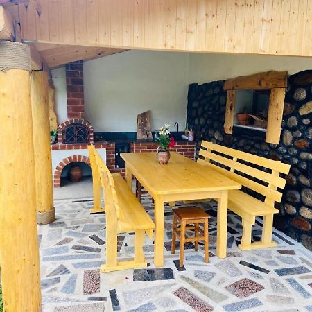 Casa De Vacanta Motata โนวาชิ-สเตรยนี ภายนอก รูปภาพ