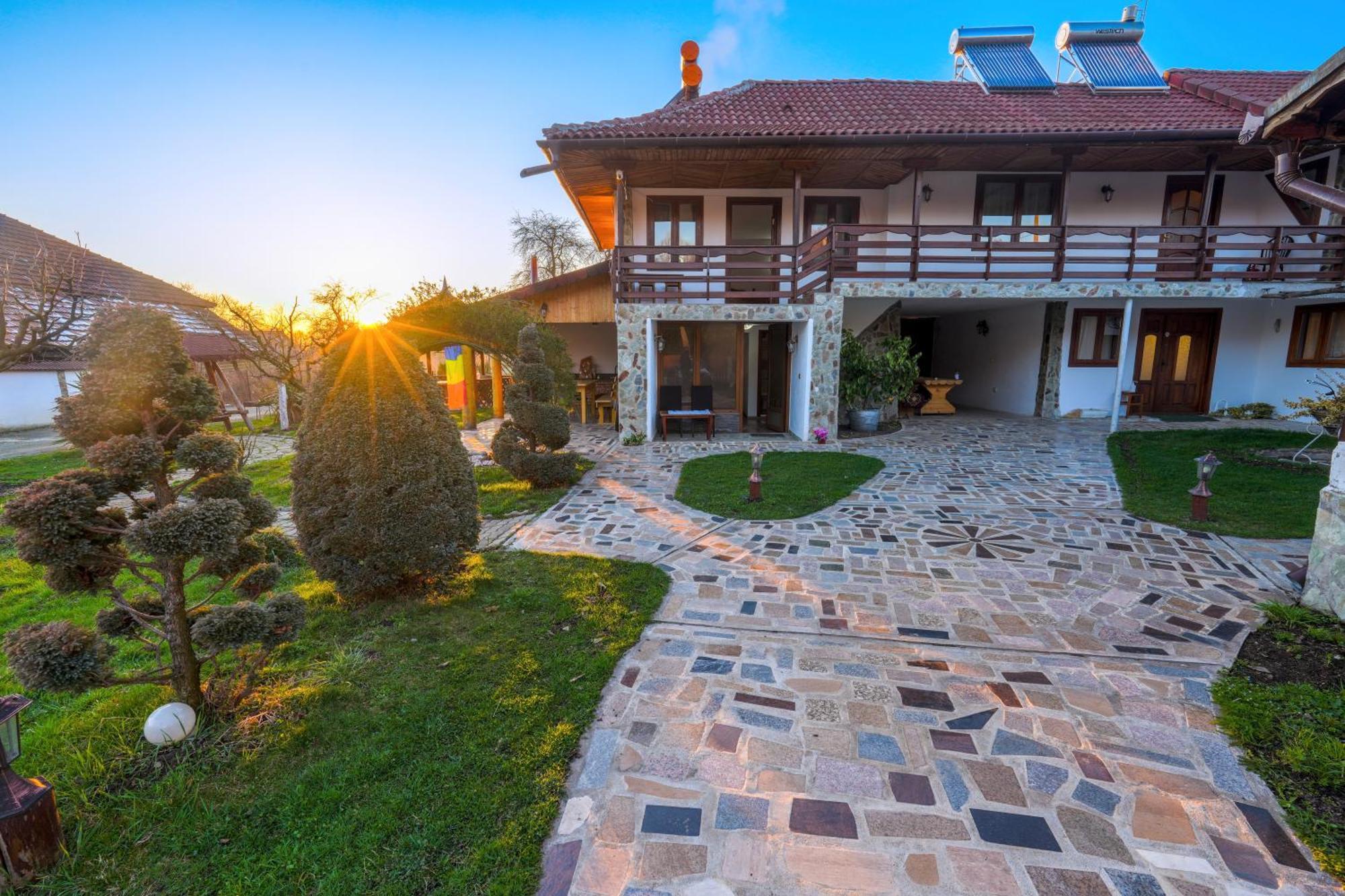 Casa De Vacanta Motata โนวาชิ-สเตรยนี ภายนอก รูปภาพ