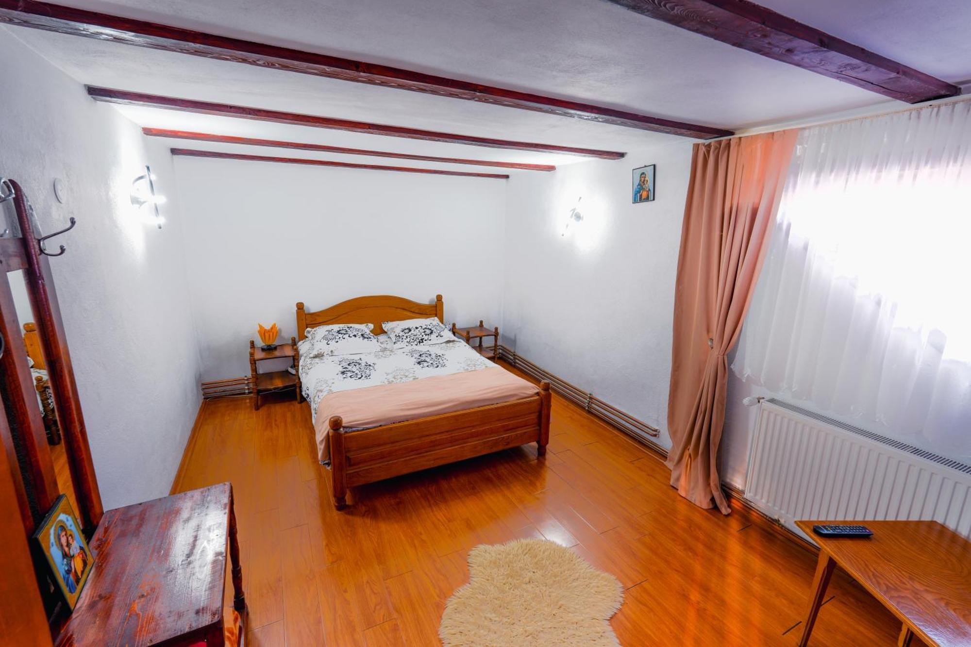 Casa De Vacanta Motata โนวาชิ-สเตรยนี ภายนอก รูปภาพ